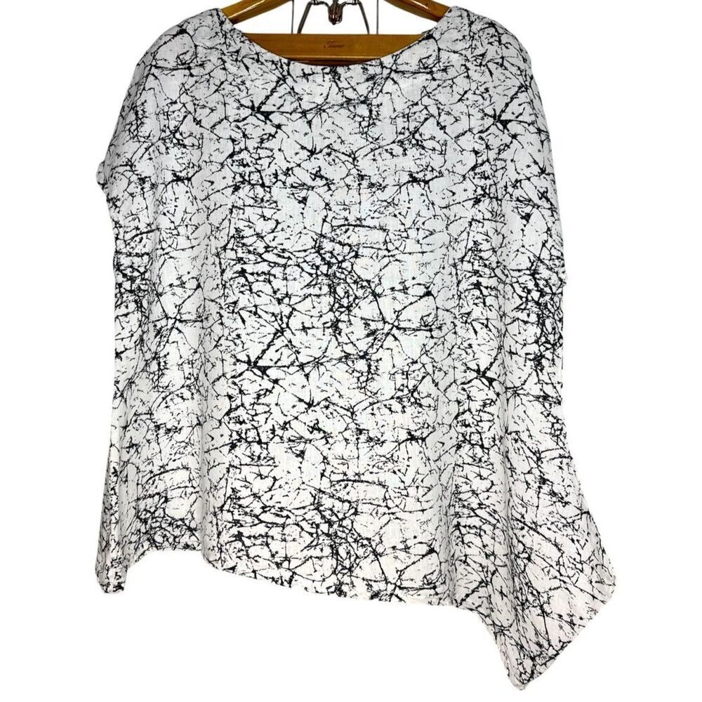 Bryn Walker Asymmetrical Abstract Geometric Linen Top Size: L